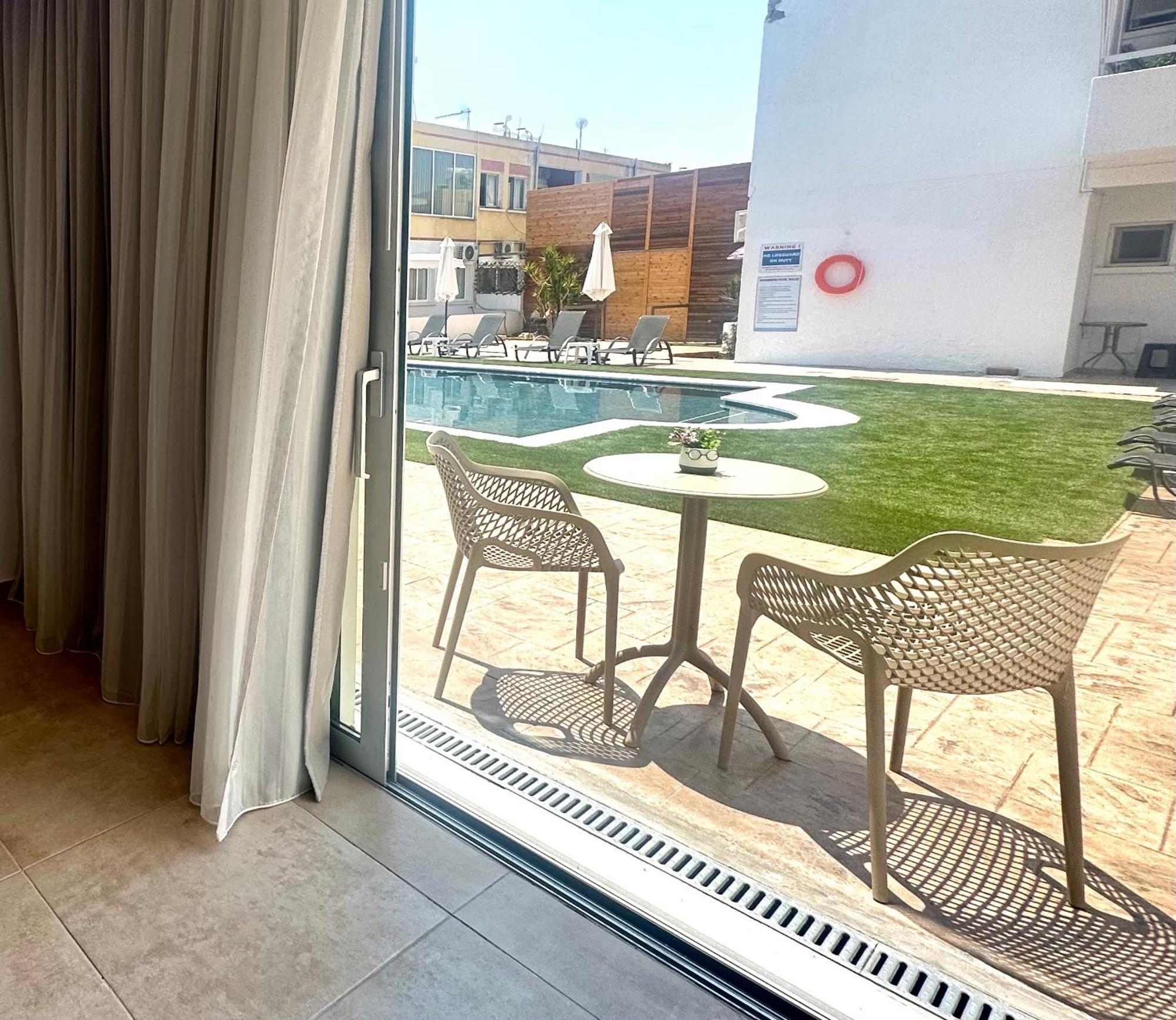 Sun Plaza - Adults Only Lejlighedshotel *